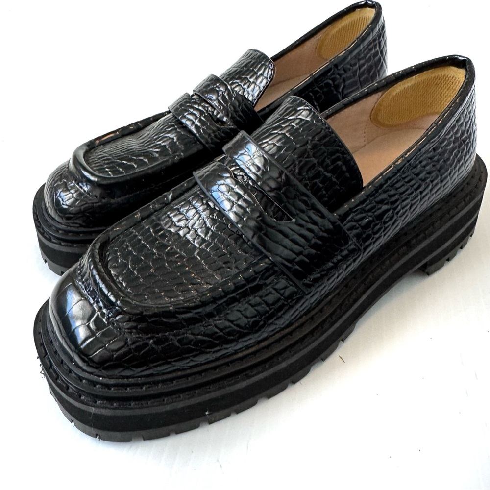 Urban Outfitters Black Croc-Embossed Platform Loafers